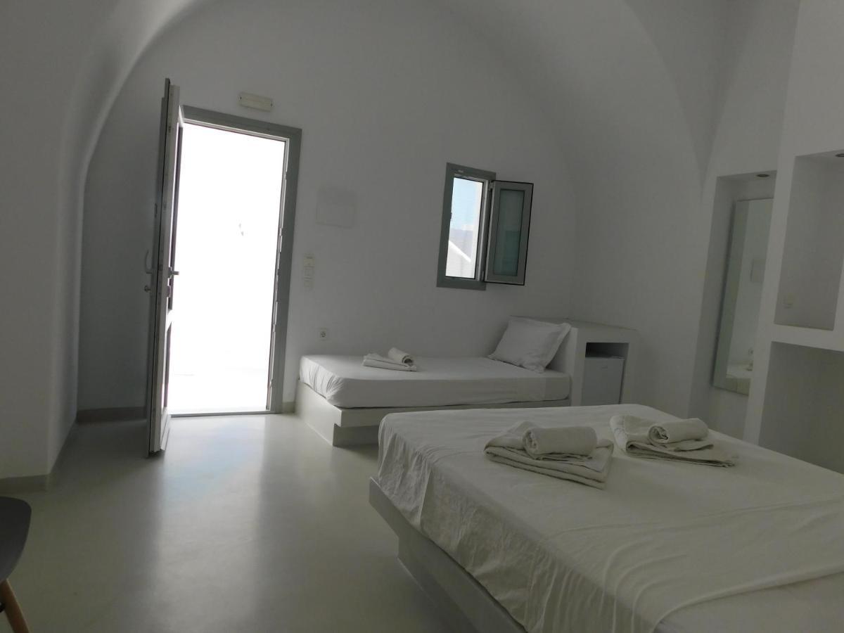 Livin Santorini - Center Rooms Santorini Island Δωμάτιο φωτογραφία
