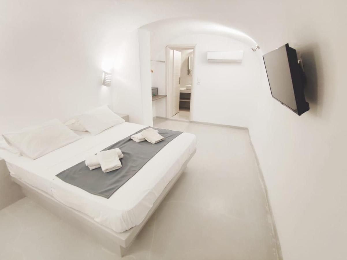 Livin Santorini - Center Rooms Santorini Island Εξωτερικό φωτογραφία