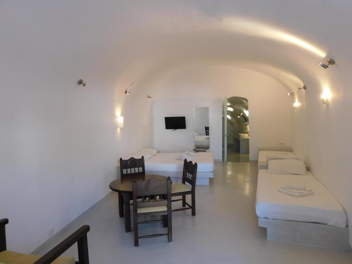Livin Santorini - Center Rooms Santorini Island Εξωτερικό φωτογραφία